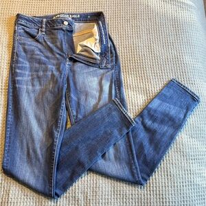 American Eagle Outfitters Women's Dark Blue Skinny Jeans